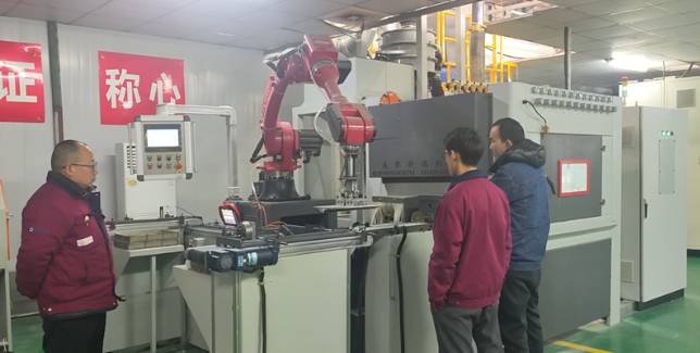 青浦喷砂机在模具清理中的专业应用